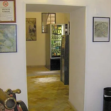 酒店 艾尔伯格卡那多罗酒店 2*