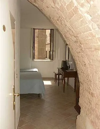 Отель Cannon D'oro 2*