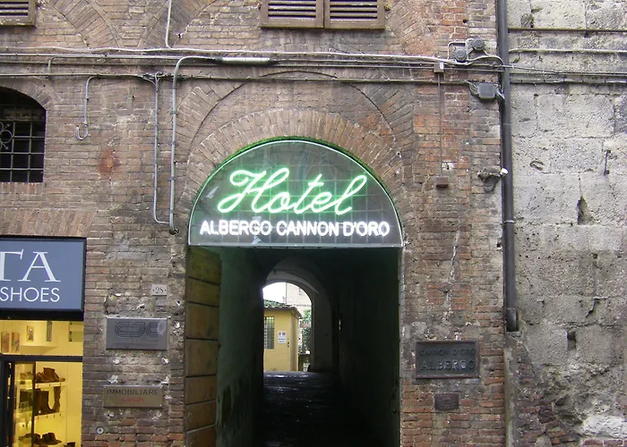 알베르고 캐논 도로 호텔 2*