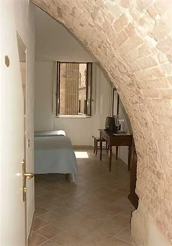 호텔 알베르고 캐논 도로 2*